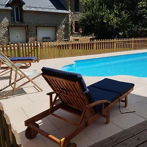  Chalet Maison Burgalat Francia